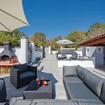 Tunarica Tatil Evi *